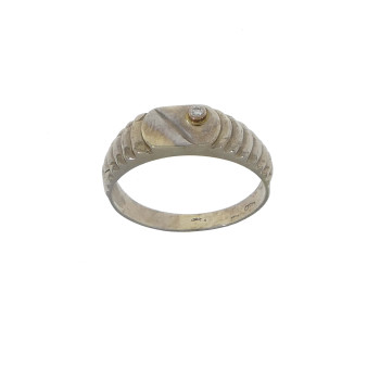 Gold ring for men with diamonds