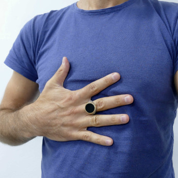 Gold men`s ring, yellow gold, black onyx and zirconium