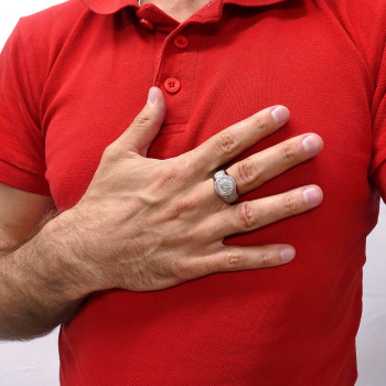 Gold ring for men with diamonds