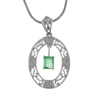 Pendant with diamonds and emerald, 14 kt white gold