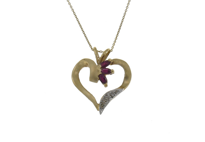 Women's pendant - heart with pomegranate