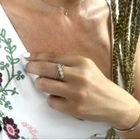 Ring for a woman, yellow gold 14 kt with diamonds